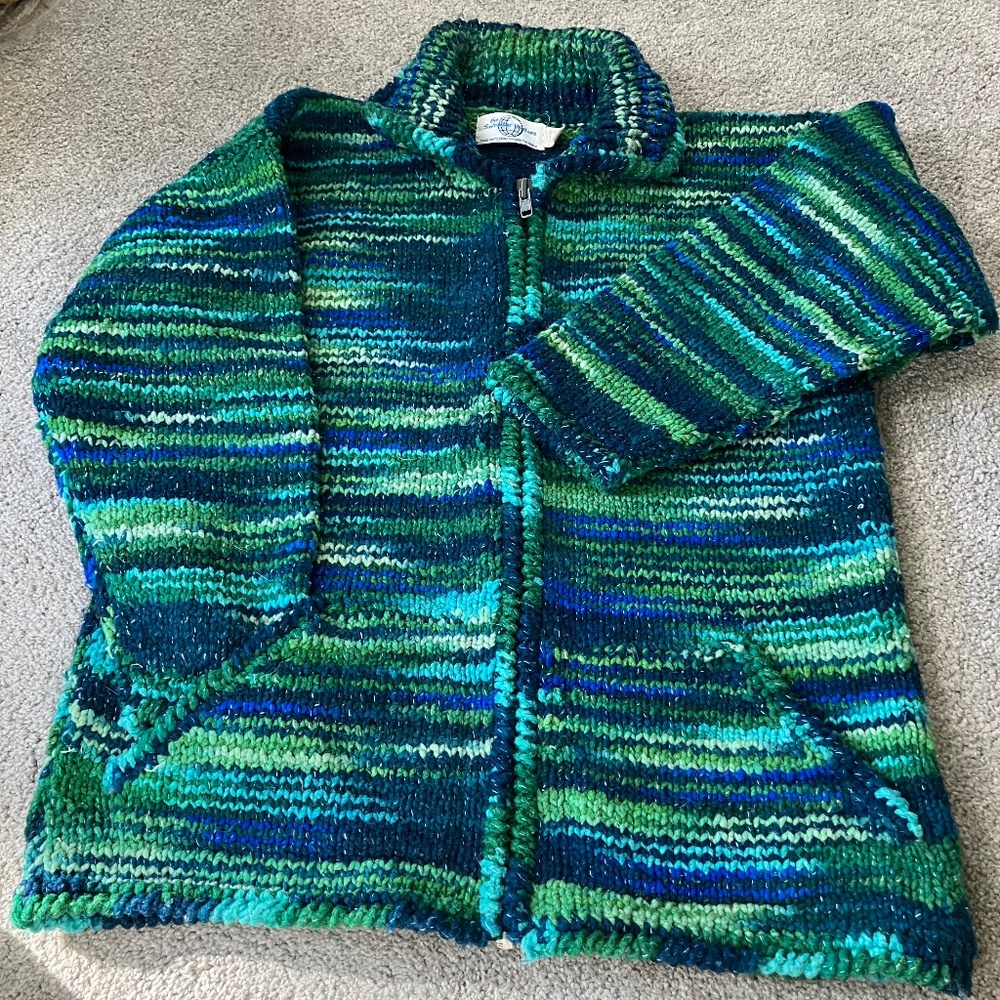 Heavy cardigan with beautiful marled colors